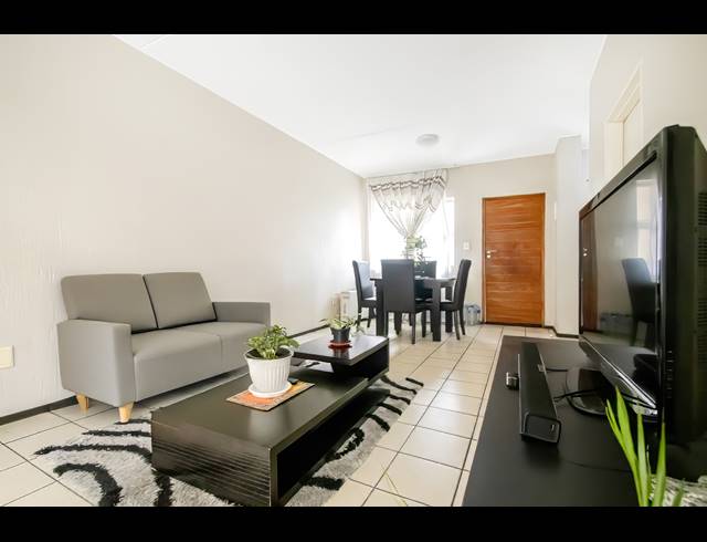 1 BEDROOM APARTMENT FOR SALE IN FERNDALE